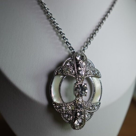 Lia Sophia Long Mother of Pearl Enamel Crystal Rhinestones Necklace & Pendant - Picture 1 of 8